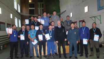 Соревнования по пожарно-спасательному спорту среди подразделений добровольной пожарной охраны Якутии