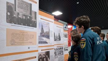 Огонь, память и героизм: выставка о подвиге пожарных в годы войны