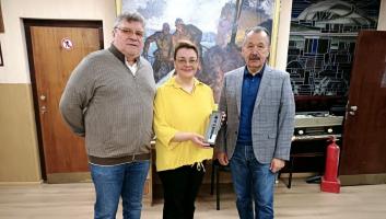 Председатель ЦС ВДПО наградил руководителя Пожарно-технической выставки ГУ МЧС России по Мурманской области