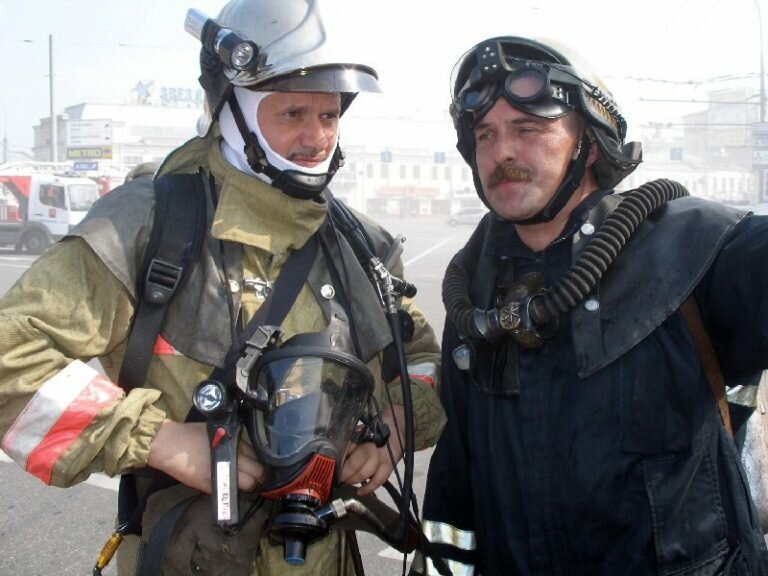 Боевые друзья