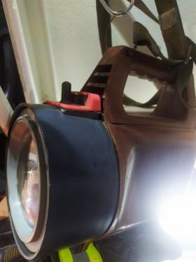 Групповой пожарный фонарь из пластмассы. Начало применения пожарными - конец 1980 гг