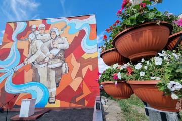 Мурал «Пожарный-спасатель»