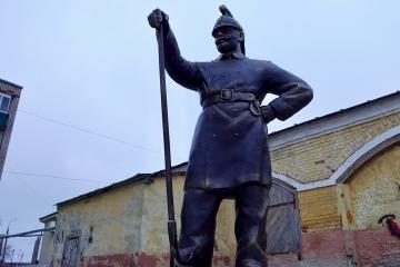 Арт-объект, посвящённый первым пожарным